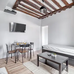 https://apt-cozy-appart-4-pers-proche-paris-et-transport.fr-paris.fr