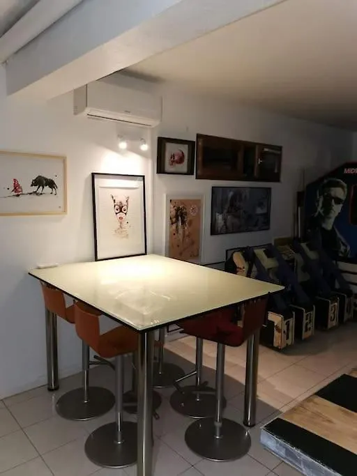 Appartement Loft Ravissant Avec Jacuzzi Et Parc à Orange