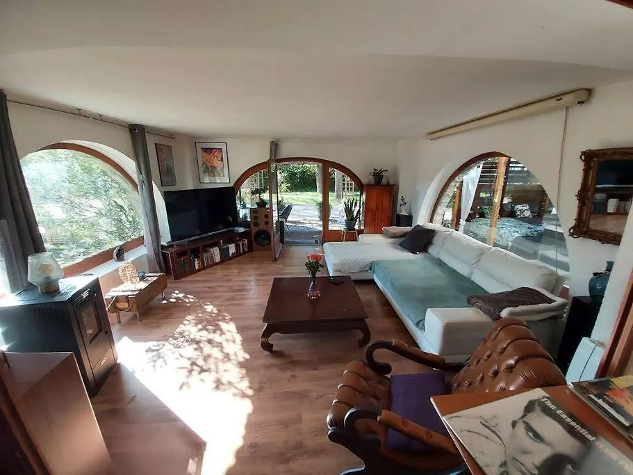 Appartement Loft Ravissant Avec Jacuzzi Et Parc à Orange  0*, Orange (Vaucluse)