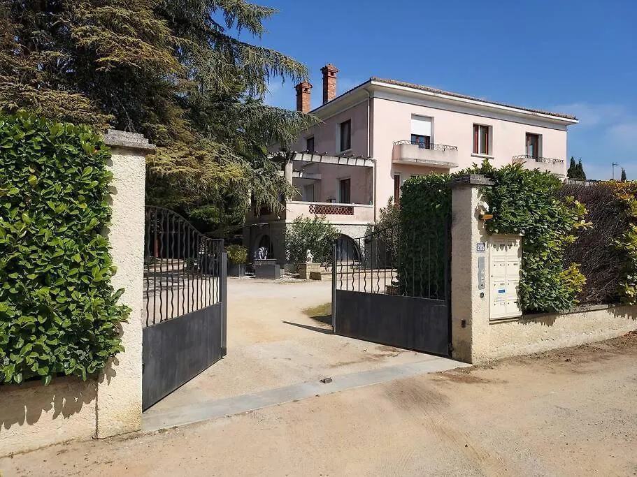Loft Ravissant Avec Jacuzzi Et Parc Apartment Orange