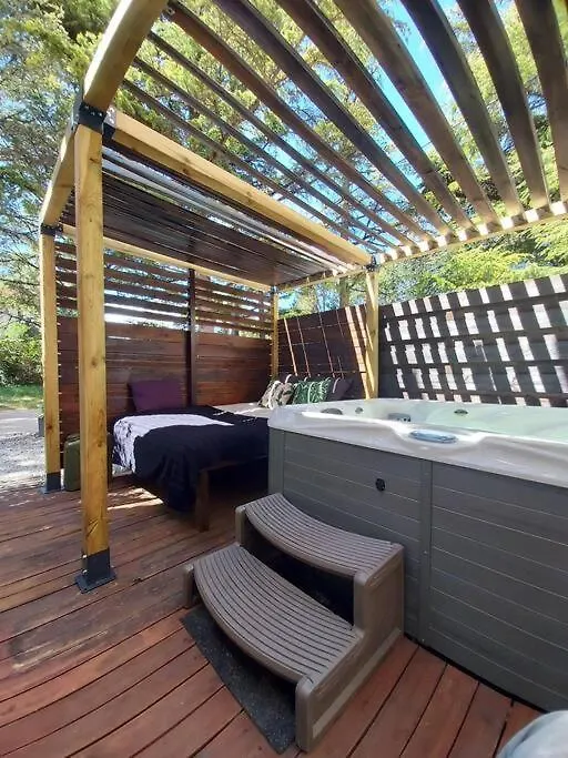 Appartement Loft Ravissant Avec Jacuzzi Et Parc à Orange  Orange (Vaucluse)